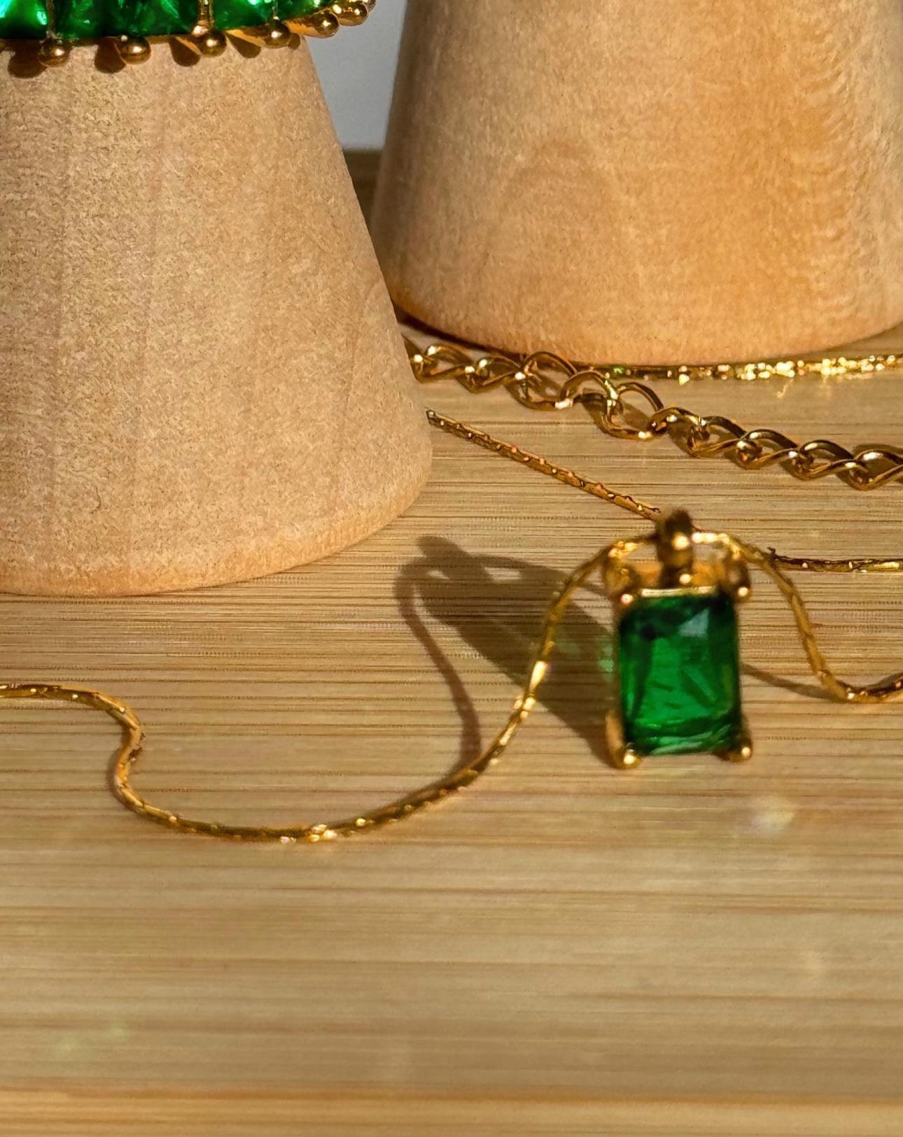 Dainty crystal necklace