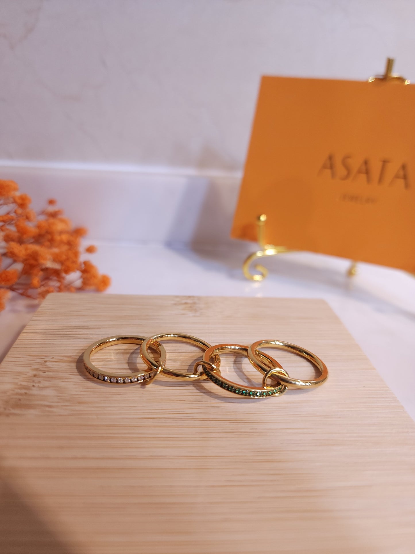 Linked Glow Ring