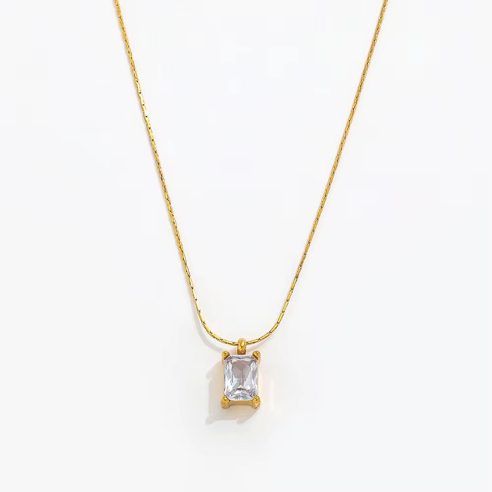 Dainty crystal necklace