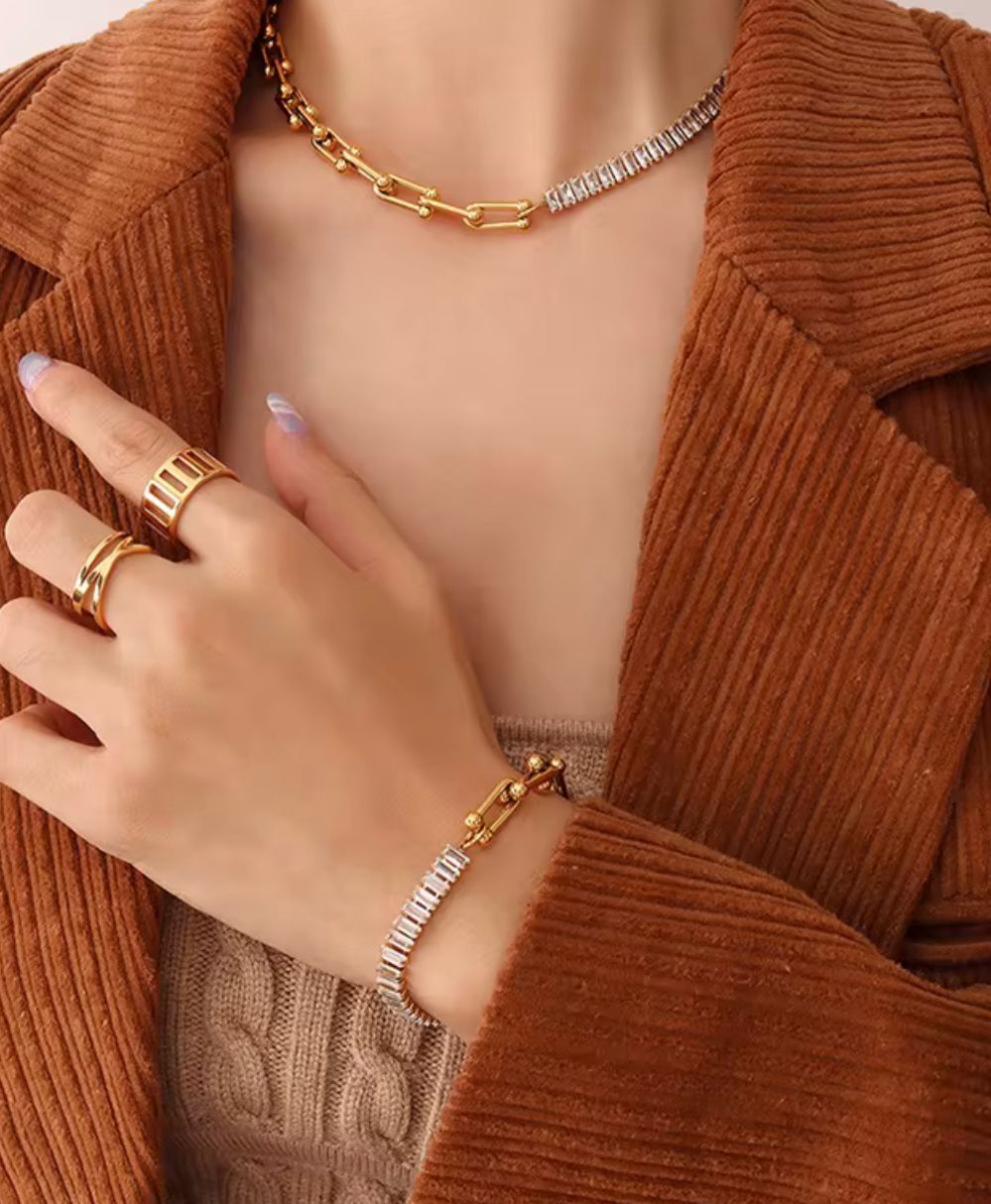 Luna-link bracelet