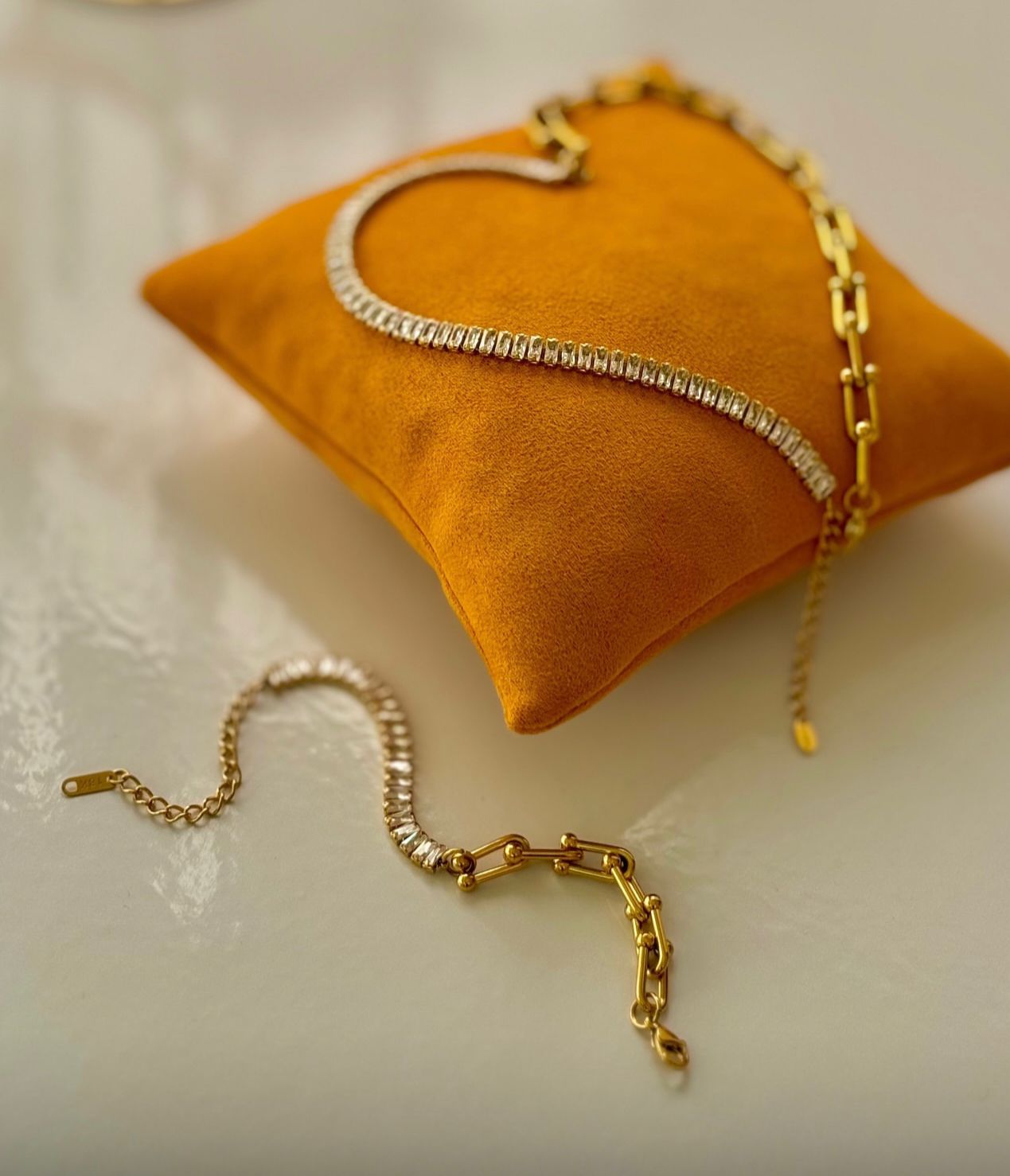 Luna-link bracelet