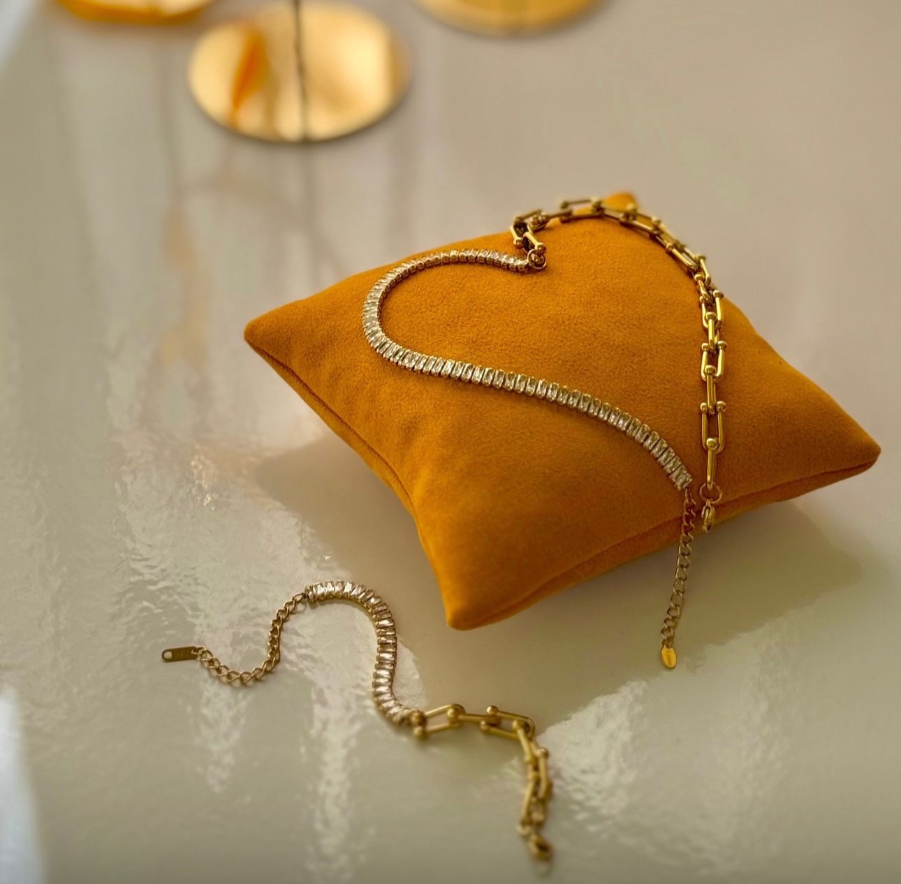 Luna-link bracelet