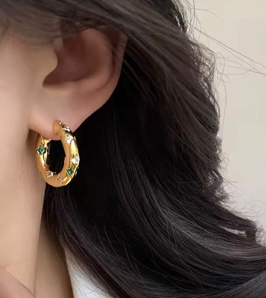 Emerald Bloom earring