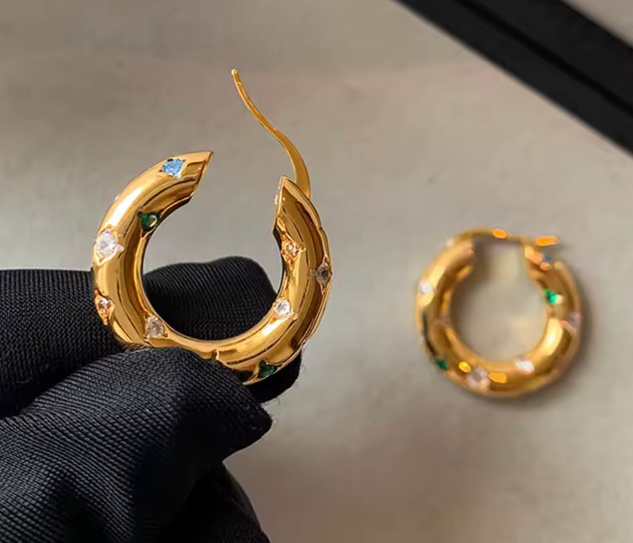 Emerald Bloom earring
