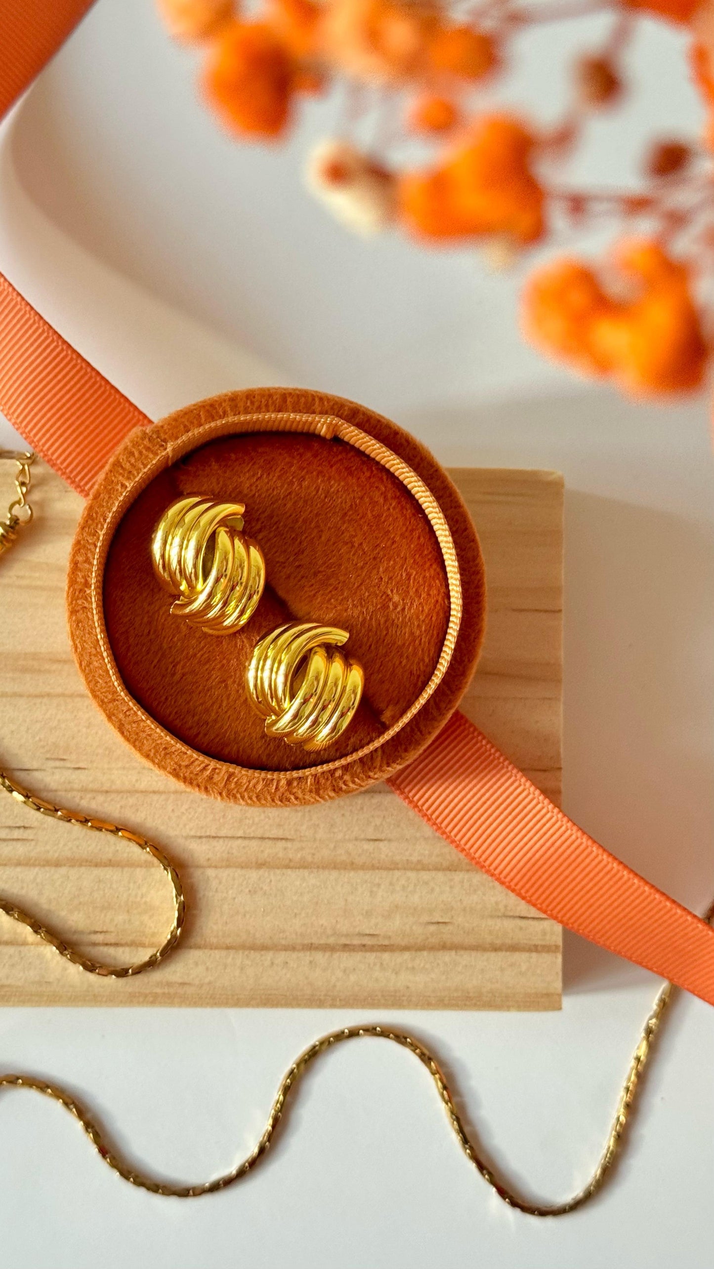 Velvet gift box(with your choice of card)