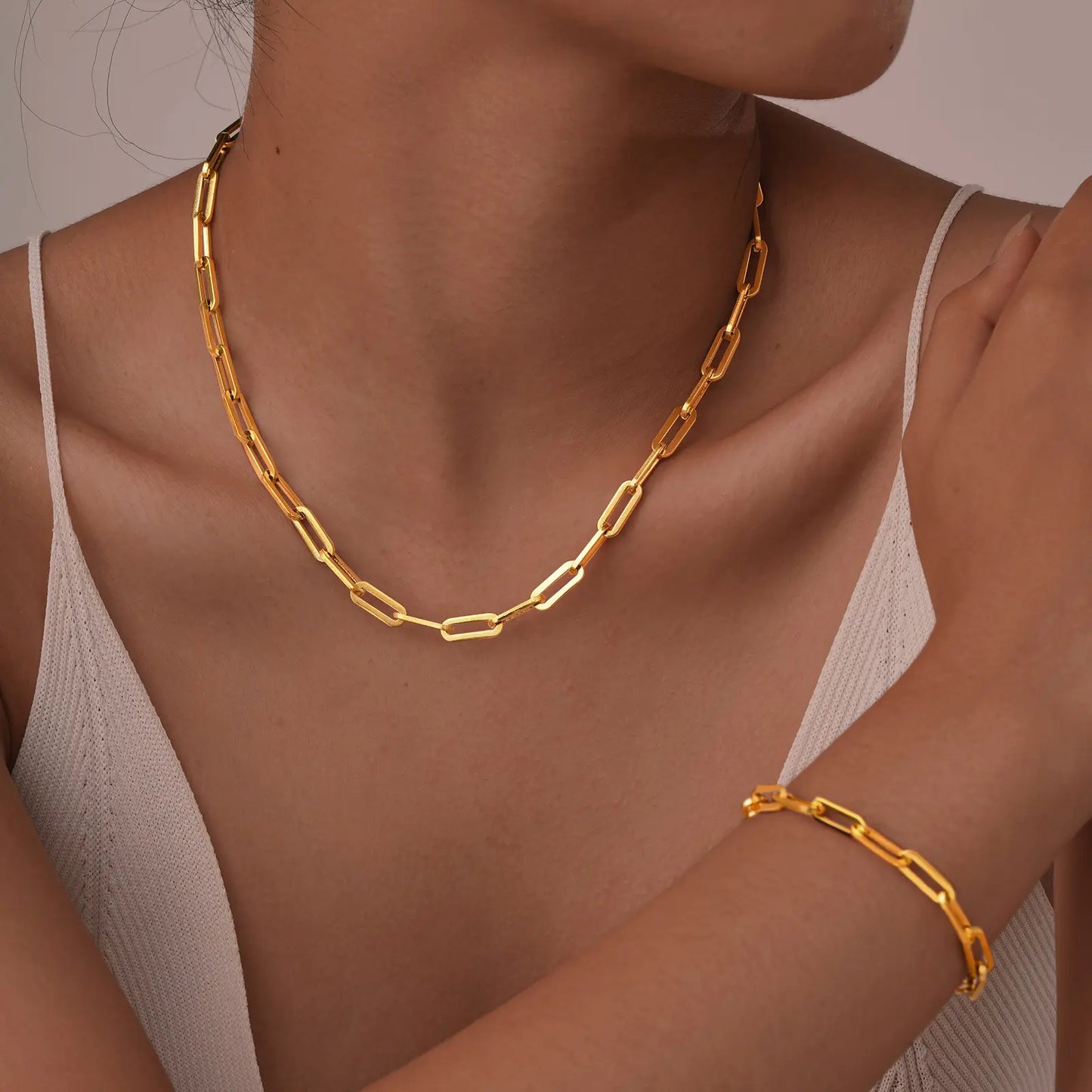 paper pin necklace