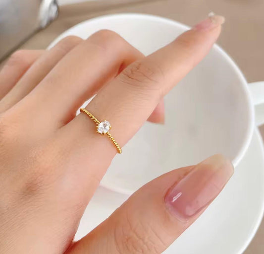 Simple Anya ring