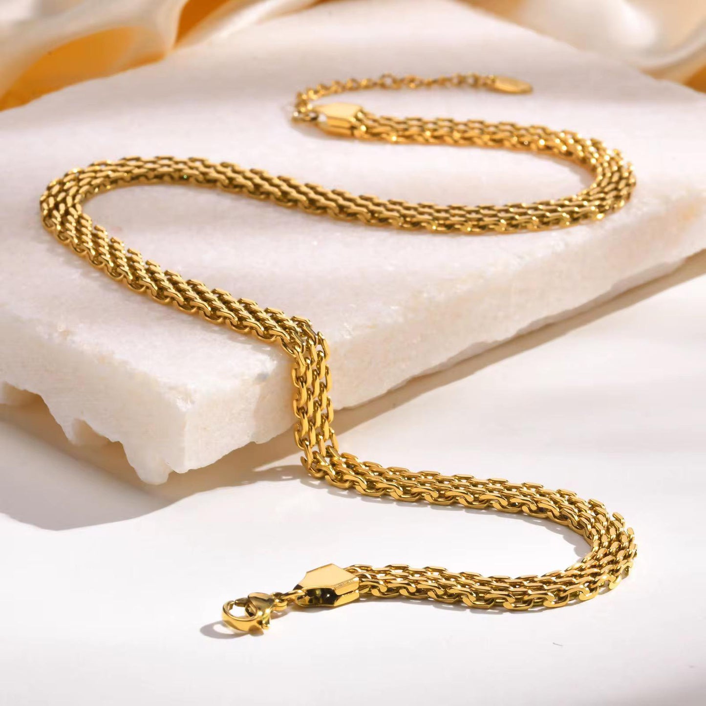 Golden line choker necklace
