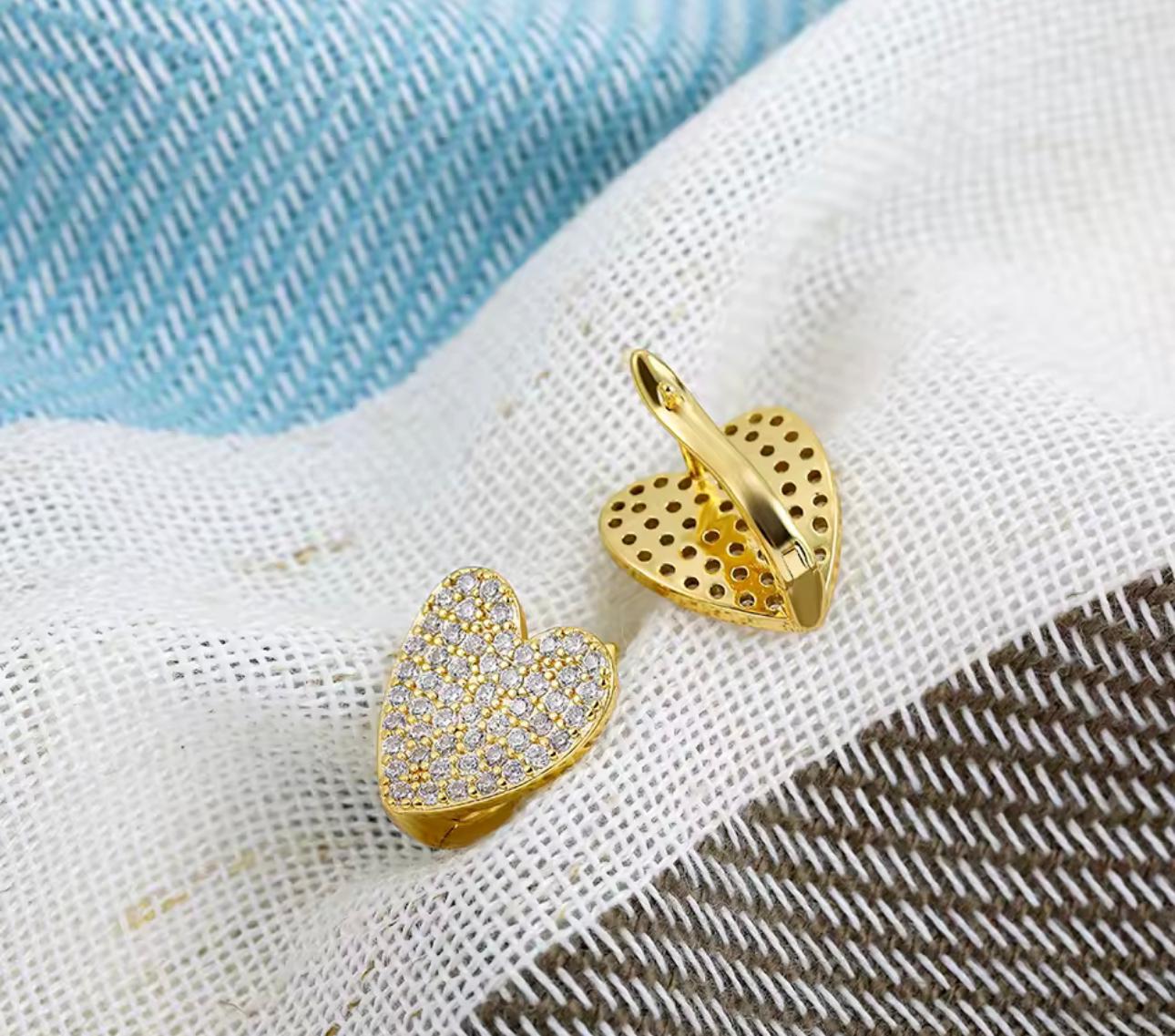 Sparkle Heart earring